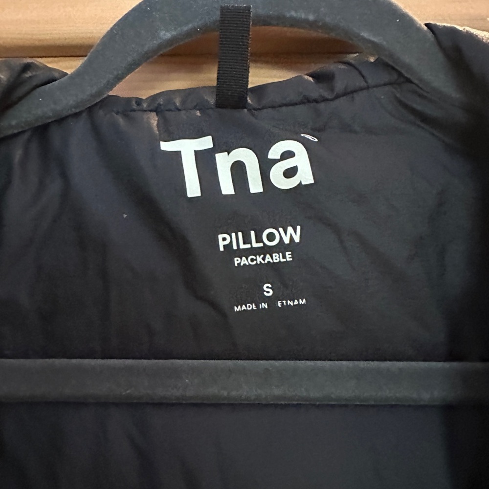 TNAction pillow jacket